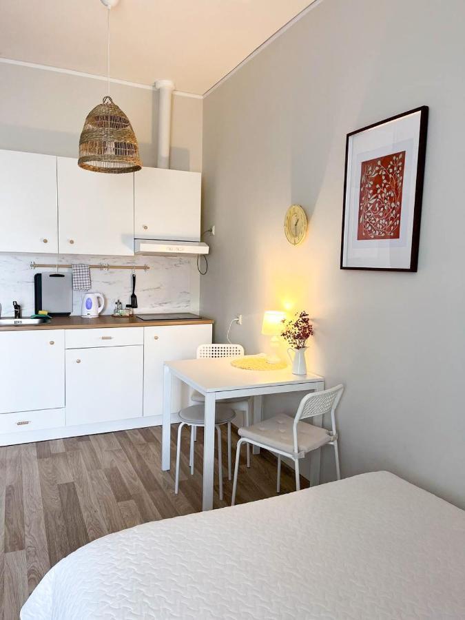 Cosy Apartment In Riga With Free Parking Luaran gambar